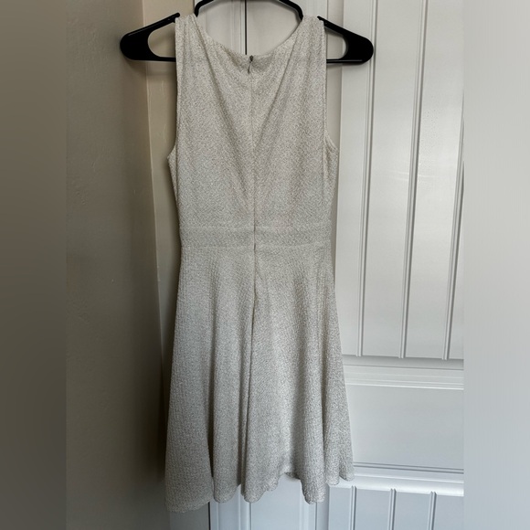 Altar’d State White Mini Dress. Size Small. Great Condition. - Picture 3 of 3